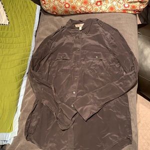 Banana Republic Silk shirt/blouse